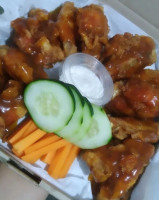 Crazy Wings Caucel food