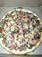 Mostachon's Pizza food