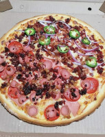 Mostachon's Pizza food