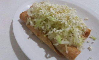 Antojitos Veracruzanos La Principal food