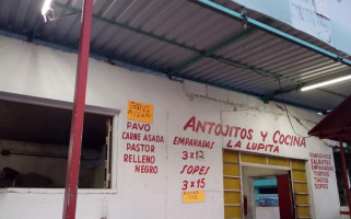 Antojitos Y Cocina La Lupita food