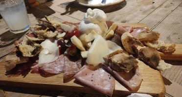 Il Rustico food