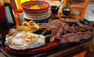 El Cariñazo Taquería food