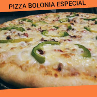 Pizzería Bolonia food