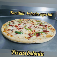 Pizzería Bolonia food