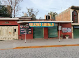 Dulceria Garibaldi outside