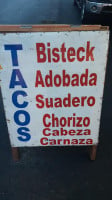 Tacos Wence outside