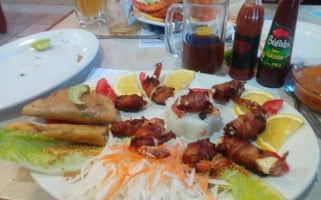 Romulo's Que Mariscos! food