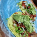 El Chayotero. Tacos Burritos Pambazos Comida