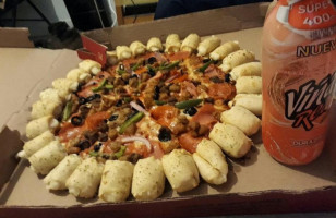 Pizza Hut food