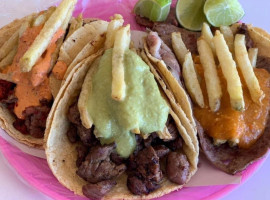 Tacos El Compadre food