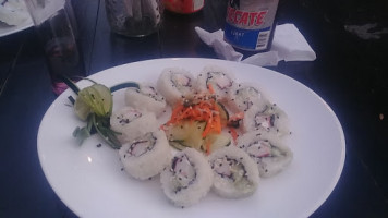 Olzen Sushi food