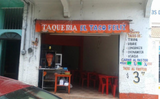 El Taco Feliz inside