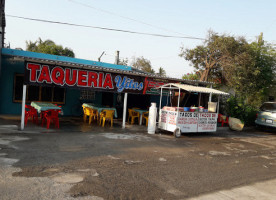 Taqueria Yitos inside