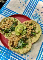 Taquería Y Cenaduría El Balconcito food