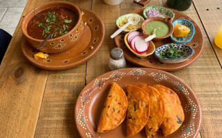 La Birrieria Minatitlán food