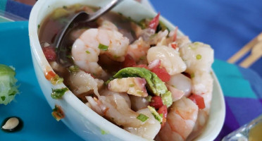 Mariscos El Chino food