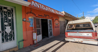 Anntojitos Lupita outside