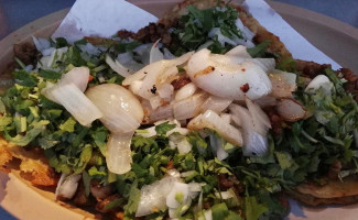 Tacos Y Tortas Henry food