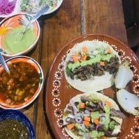 Taquería Los De Asada food