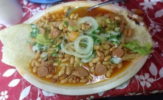 Taqueria Lobato food