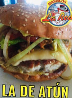 Mariscos La Red food