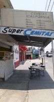 Super Cemitas California outside