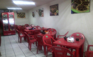 Taqueria “los Güeros food