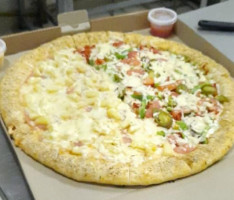 Pili's Pizza food