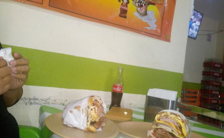 Super Tortas Gigantes Tazmania food