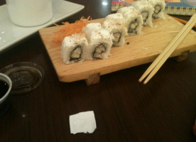 Sushi Tai food