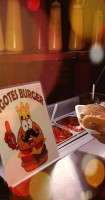 Bigotes Burger food