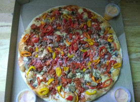 Pizza Feliz food