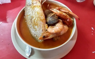 Mariscos Langosta Roja food