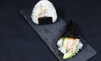 La Canoa Sushi food