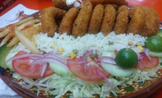 Mariscos El Pacifico food