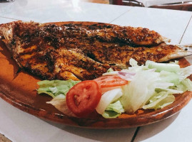 De Mariscos El Gallo food