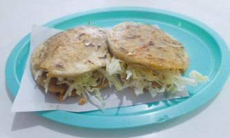 Gorditas Doña Inés food