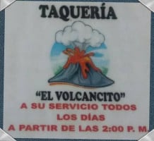 Taquería El Volcancito food