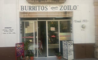 Burritos Don Zoilo outside