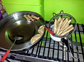 Cenaduria El Taconazo food