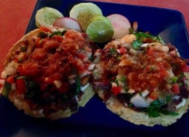 Taqueria Mejia food