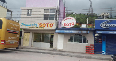 Taqueria Soto inside