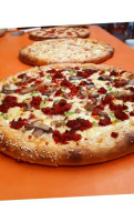 Maná Pizza food