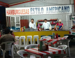 Hamburguesas Estilo Americano food