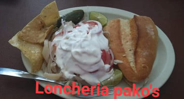 Lonchería Pako's food