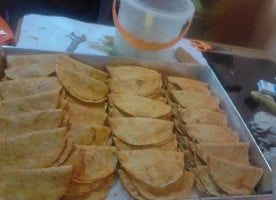 Tacos De Canasta Monys Los Adictivos food