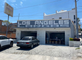 Sopes Y Larguitas Ofe outside