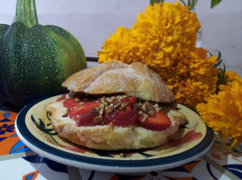 La Ofrenda food