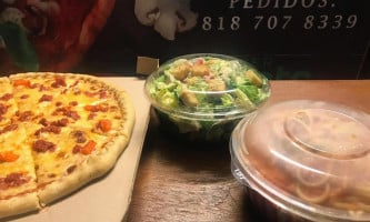 Pizza House food